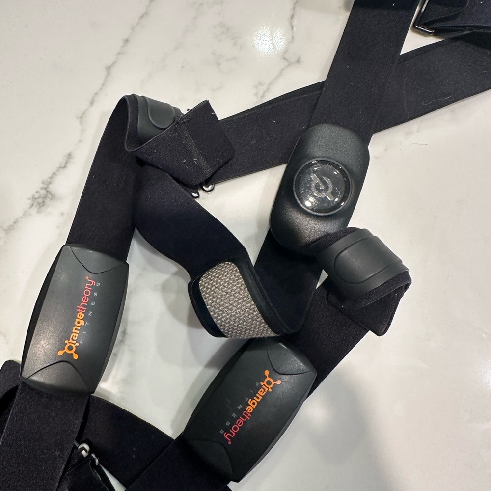 Peloton Heart Rate Monitor Bluetooth Chest Strap Adjustable Fitness Tracker